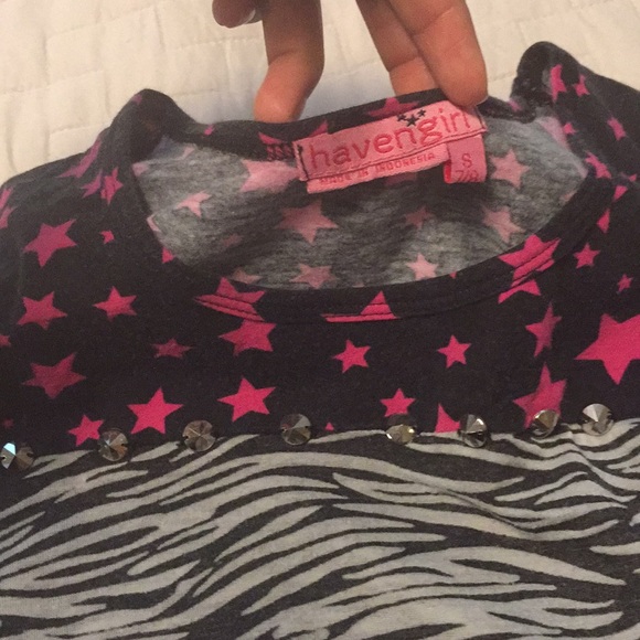 Top - Picture 2 of 2